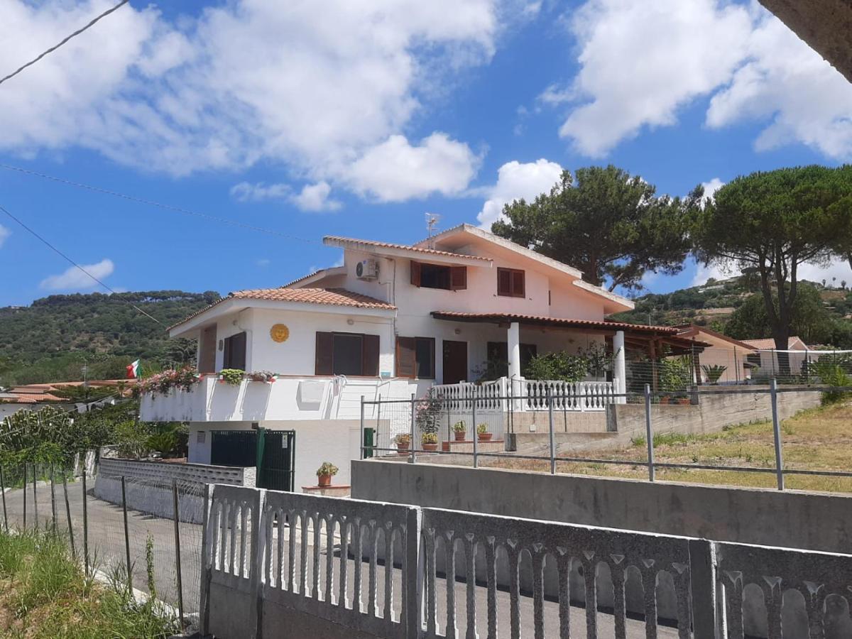 B&B villa sofà Capo Vaticano Esterno foto